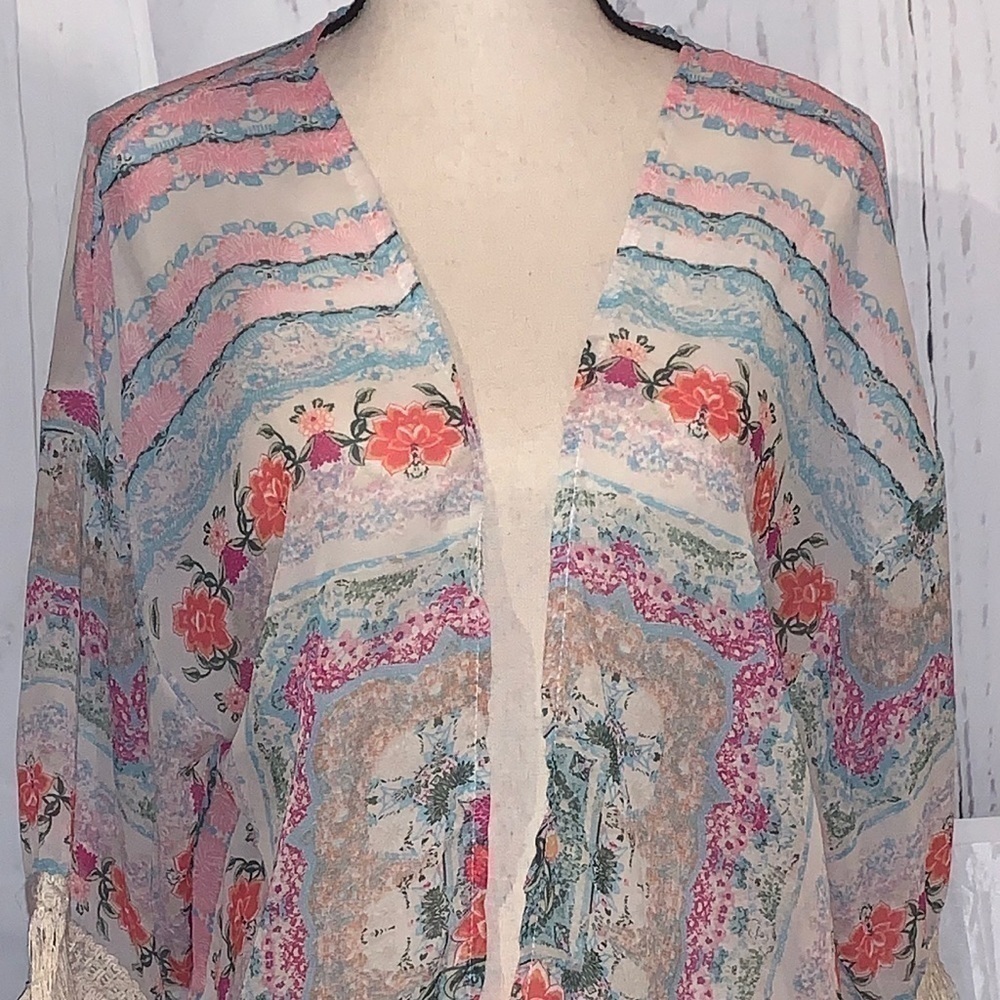 ❤️‍🔥NWOT SHEER FLORAL FRINGE COVERUP/KIMONO XL